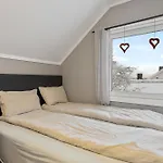 Feriehus Turistvegen Tromsdalen - Near Cable Car *
