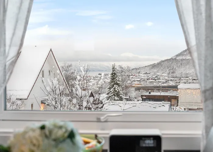 Tatil Evi Turistvegen Tromsdalen - Near Cable Car *